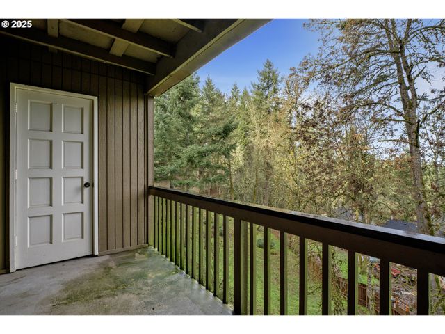 3845 COLONY OAKS Dr, Eugene, OR 97405
