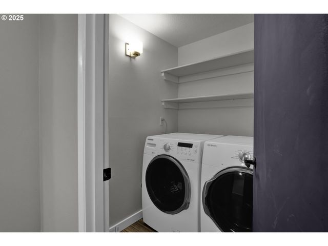 3845 COLONY OAKS Dr, Eugene, OR 97405