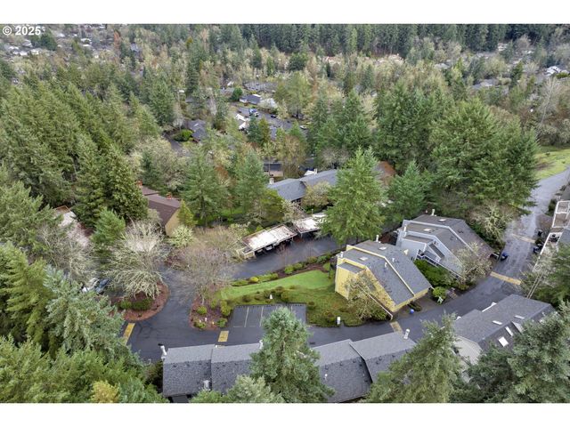 3845 COLONY OAKS Dr, Eugene, OR 97405