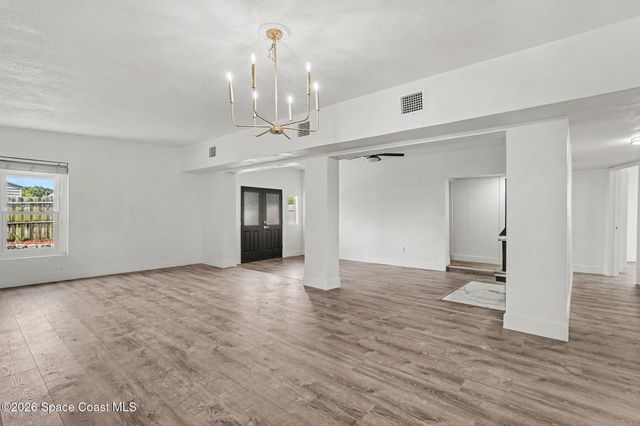 2007 Tyler Avenue, Melbourne, FL 32935