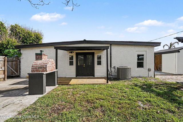 2007 Tyler Avenue, Melbourne, FL 32935