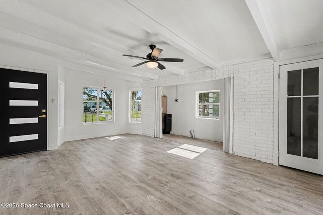 2007 Tyler Avenue, Melbourne, FL 32935