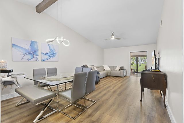 1023 Green Pine Boulevard H, West Palm Beach, FL 33409