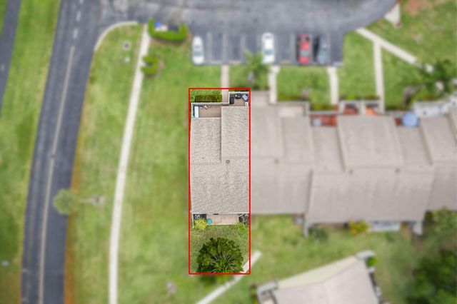 1023 Green Pine Boulevard H, West Palm Beach, FL 33409