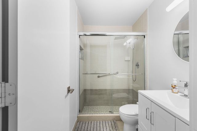 1023 Green Pine Boulevard H, West Palm Beach, FL 33409