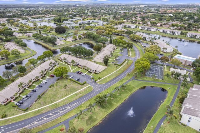 1023 Green Pine Boulevard H, West Palm Beach, FL 33409