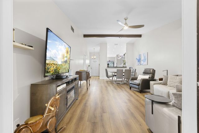 1023 Green Pine Boulevard H, West Palm Beach, FL 33409