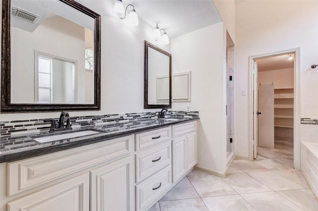 2315 Landscape Way, Richmond, TX 77406