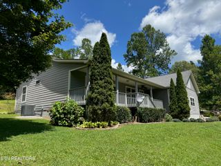 149 Opal Circle, Lafollette, TN 37766