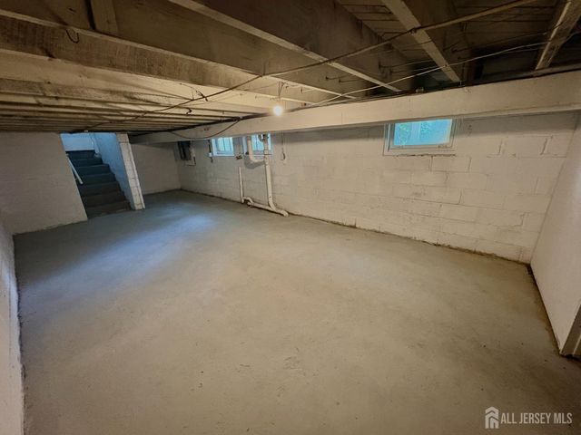 868 Parkside Avenue, Trenton, NJ 08618