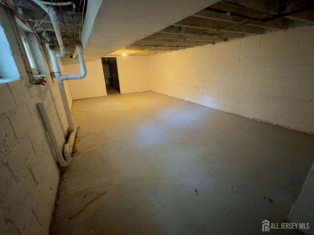 868 Parkside Avenue, Trenton, NJ 08618