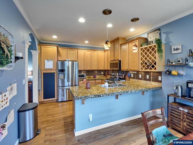 2663 Baines Bl, Hubbard, OR 97032
