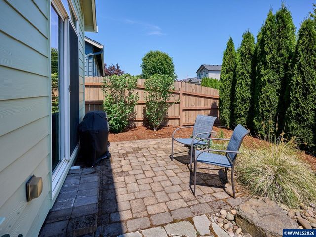 2663 Baines Bl, Hubbard, OR 97032