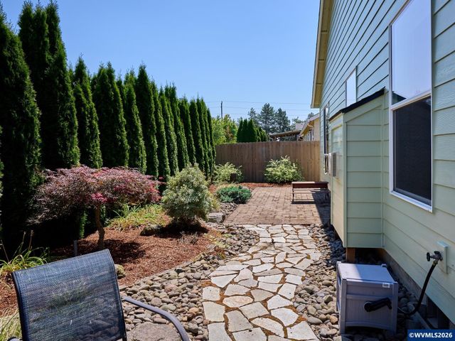 2663 Baines Bl, Hubbard, OR 97032