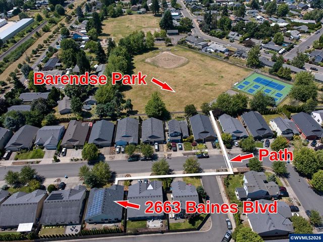 2663 Baines Bl, Hubbard, OR 97032