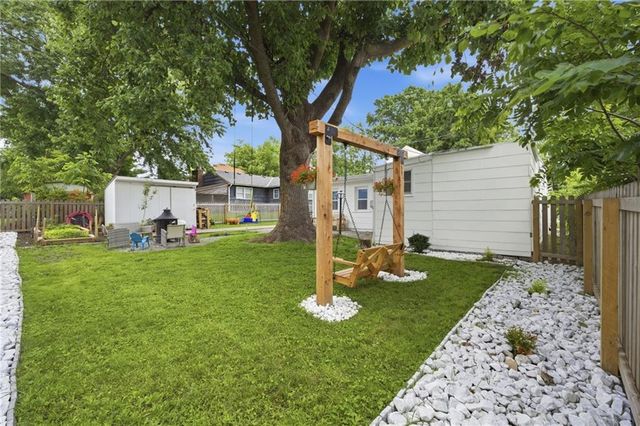 4738 Canterbury Street, Roeland Park, KS 66205