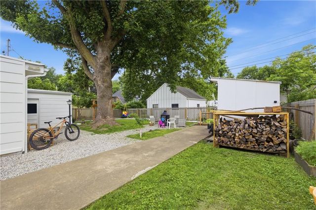 4738 Canterbury Street, Roeland Park, KS 66205