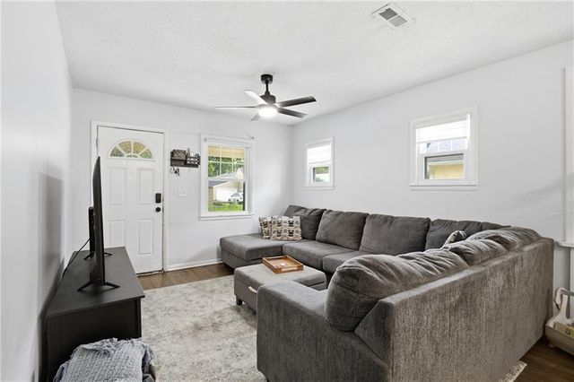 4738 Canterbury Street, Roeland Park, KS 66205