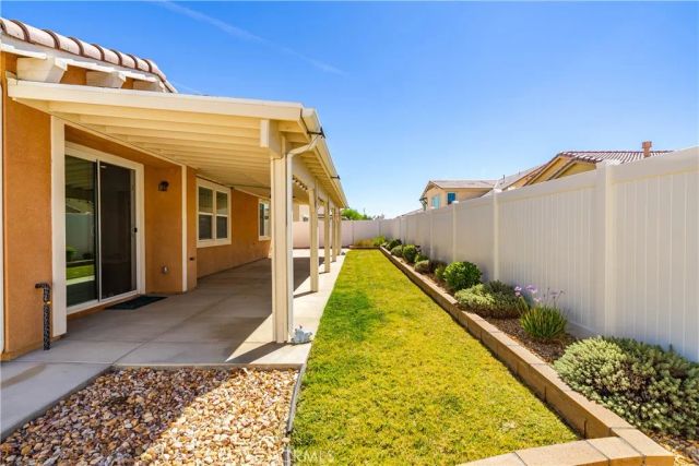 2108 Cork Oak Street, Palmdale, CA 93551