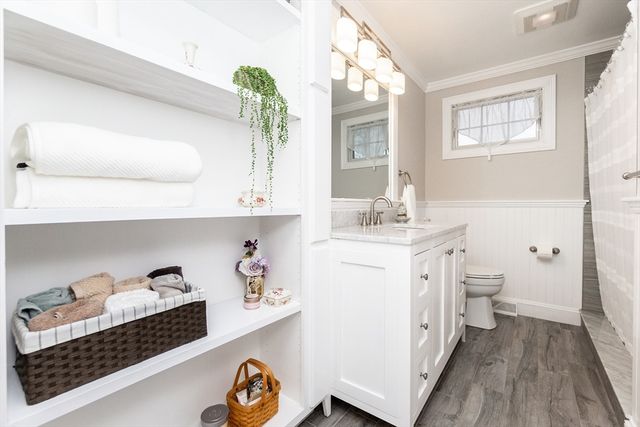 14 Oak Grove Rd, Randolph, MA 02368