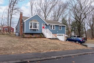 14 Oak Grove Rd, Randolph, MA 02368