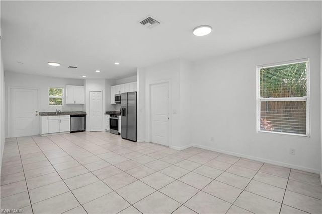 3309 armstrong CT, Fort Myers, FL 33916