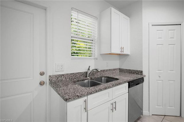 3309 armstrong CT, Fort Myers, FL 33916