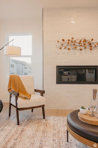 5233 S PARAMOUNT DR, Riverdale, UT 84405