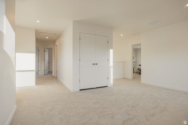 5233 S PARAMOUNT DR, Riverdale, UT 84405