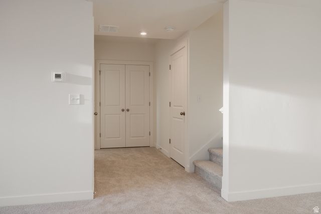 5233 S PARAMOUNT DR, Riverdale, UT 84405