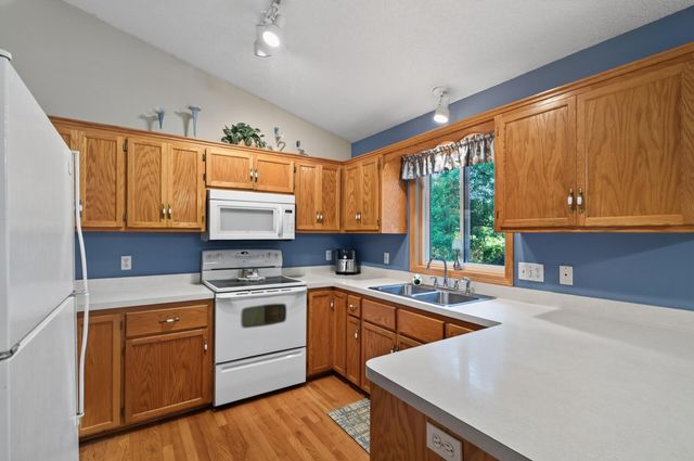 7636 Palomino Lane, Lino Lakes, MN 55014