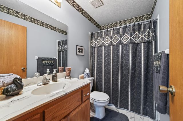 7636 Palomino Lane, Lino Lakes, MN 55014