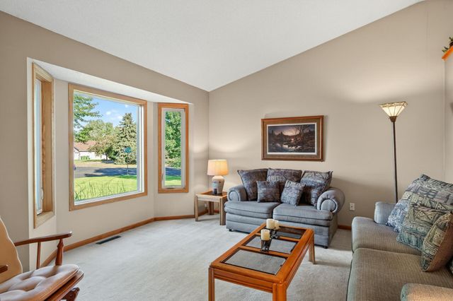 7636 Palomino Lane, Lino Lakes, MN 55014