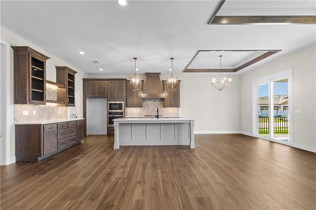 24897 W 145th Place, Olathe, KS 66061