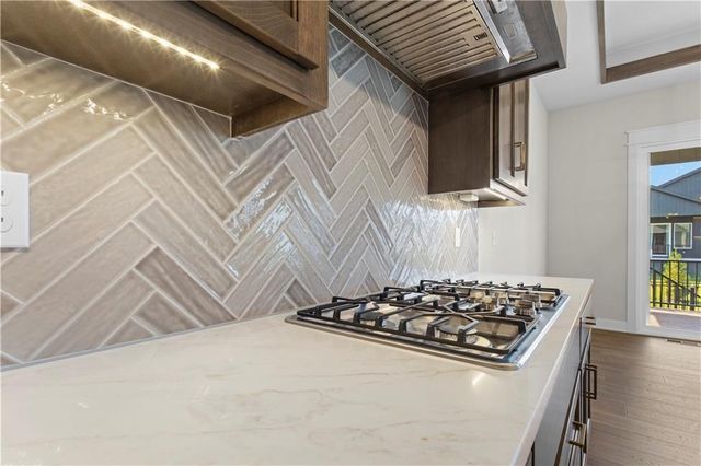 24897 W 145th Place, Olathe, KS 66061