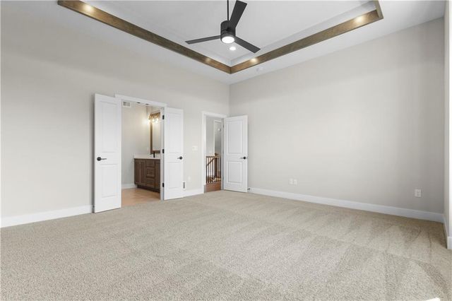 24897 W 145th Place, Olathe, KS 66061