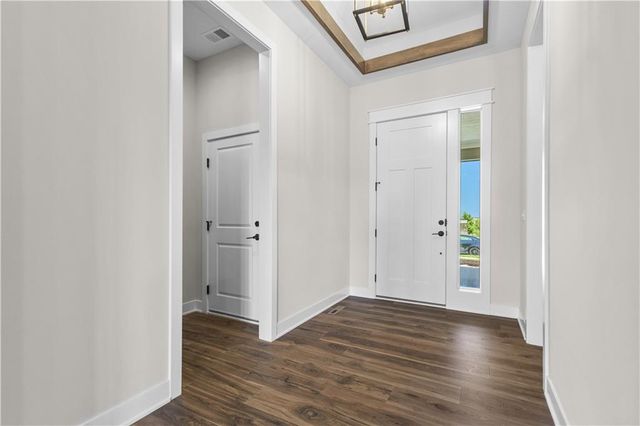 24897 W 145th Place, Olathe, KS 66061