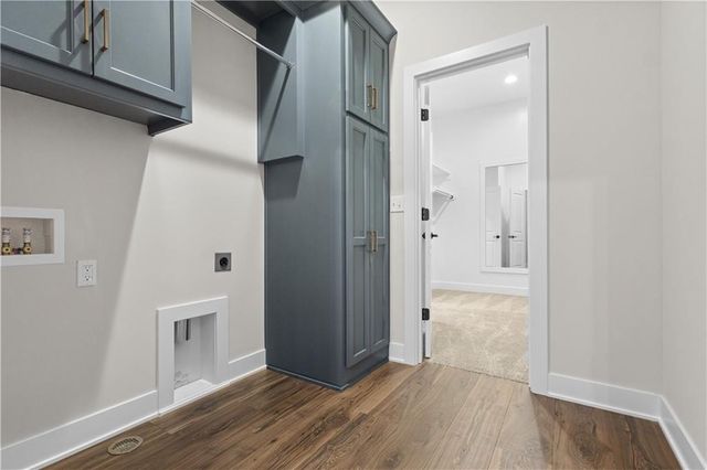 24897 W 145th Place, Olathe, KS 66061