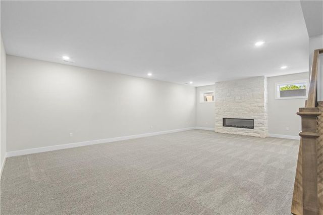 24897 W 145th Place, Olathe, KS 66061