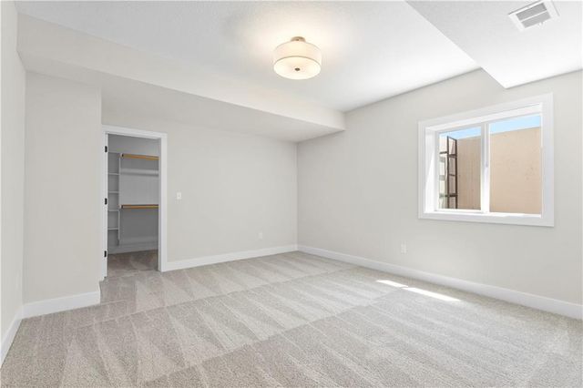 24897 W 145th Place, Olathe, KS 66061