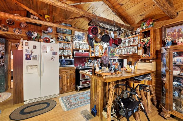 642 Earl Road, Sadler, TX 76264