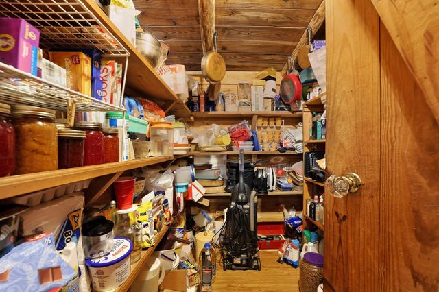 642 Earl Road, Sadler, TX 76264