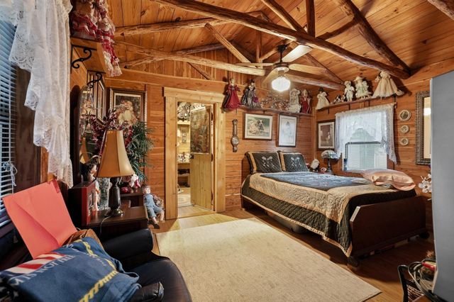 642 Earl Road, Sadler, TX 76264