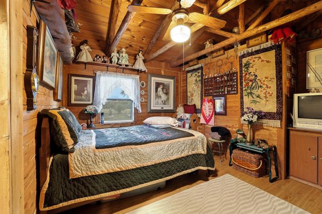 642 Earl Road, Sadler, TX 76264