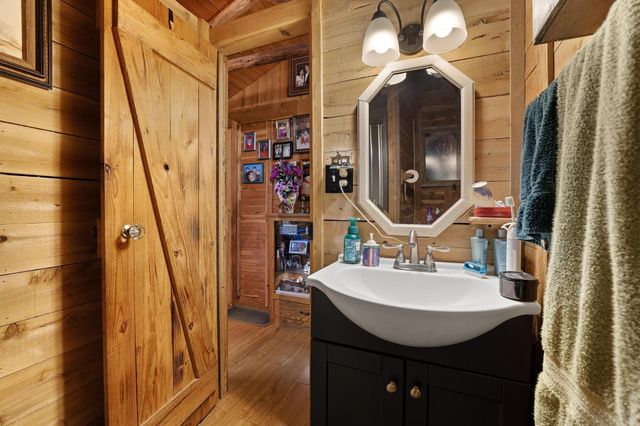 642 Earl Road, Sadler, TX 76264