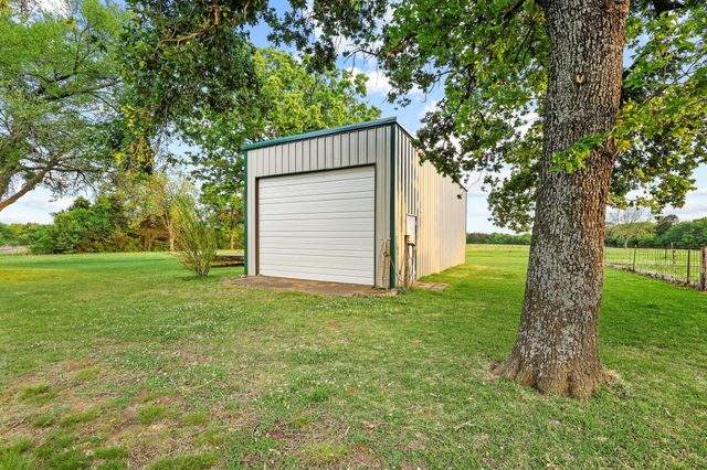 642 Earl Road, Sadler, TX 76264