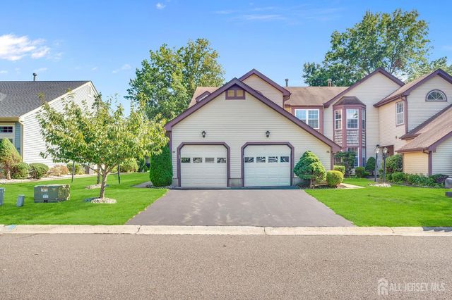 8 Ingram Drive D, Monroe, NJ 08831