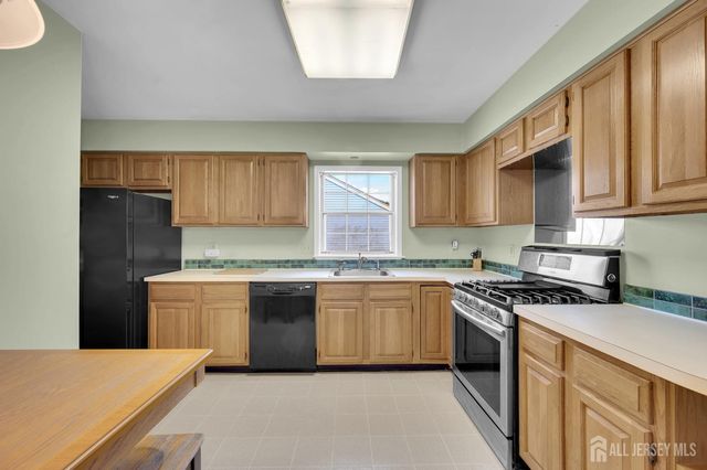 8 Ingram Drive D, Monroe, NJ 08831