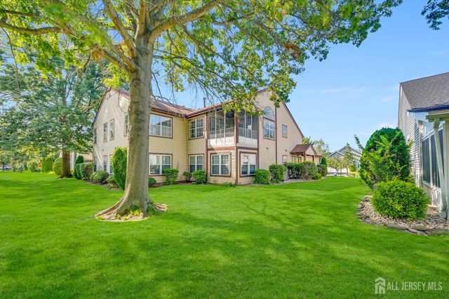 8 Ingram Drive D, Monroe, NJ 08831