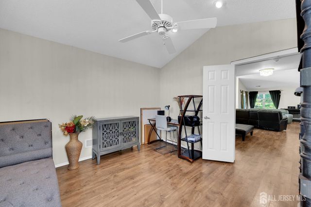 8 Ingram Drive D, Monroe, NJ 08831